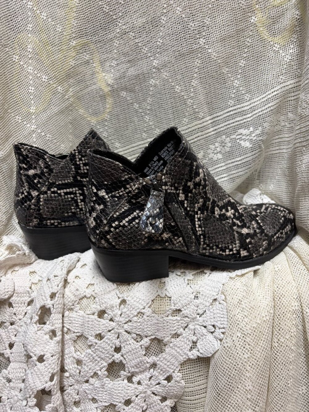 SO Snake Pattern Ankle Boots